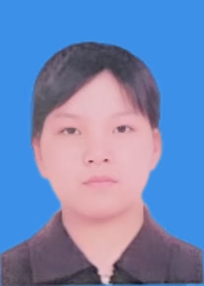 王霞