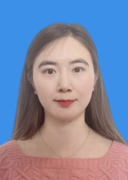 秦成成