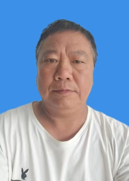 穆磊