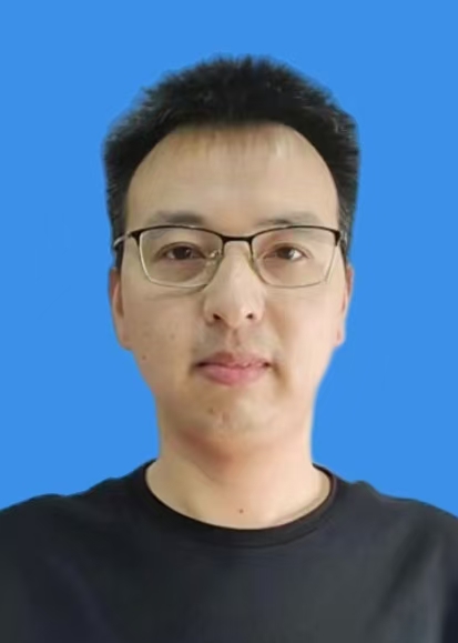 管玉生