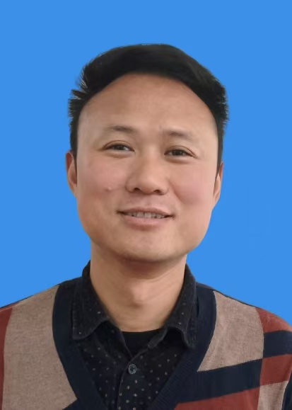 管辅根