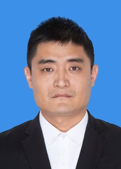纪海征