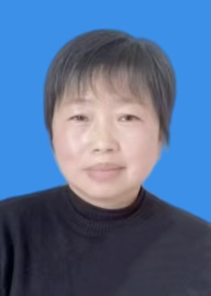 缪佩红