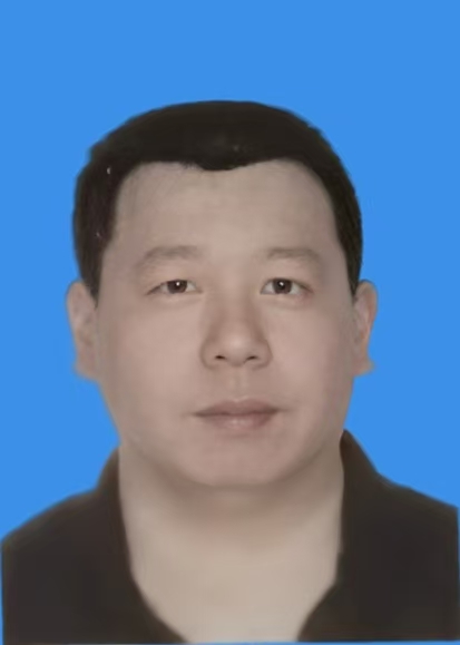 罗宏