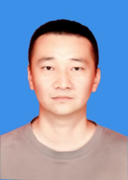 苏伟