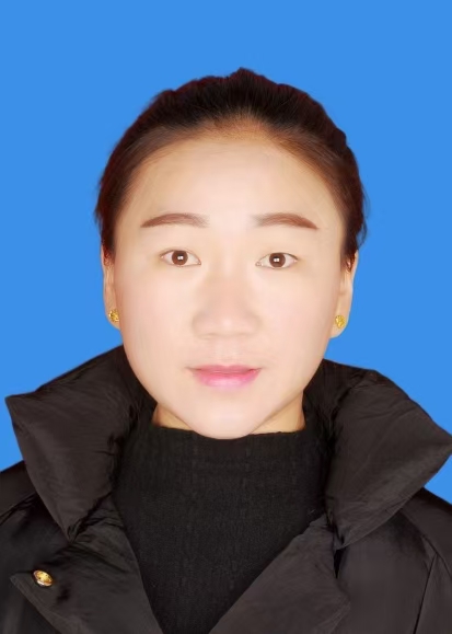苟园园