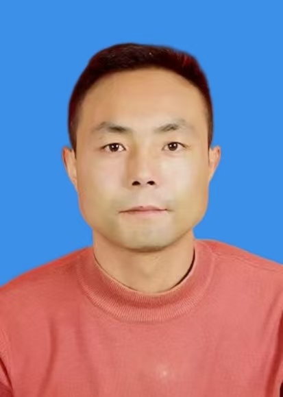 董志伟