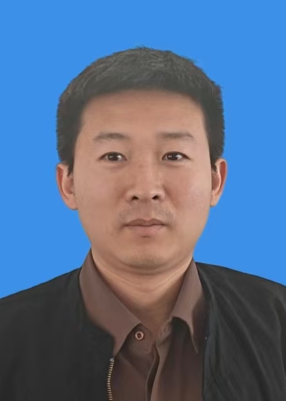 薛向华
