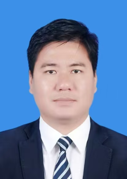 覃清
