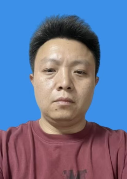 谭伟