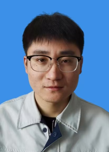 贺山林