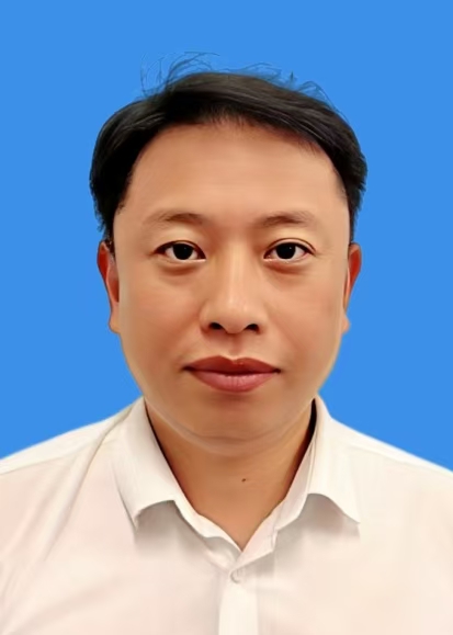 贾国立