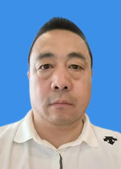 贾锦明