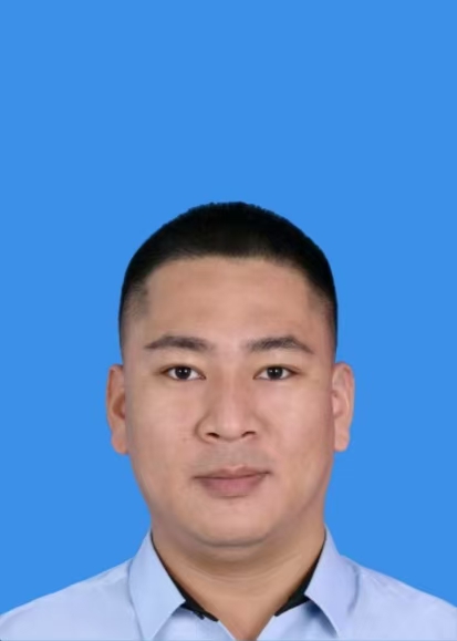 赵一鸣