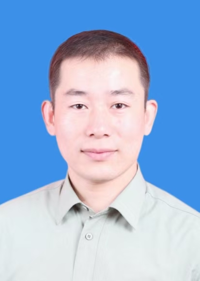 赵亮