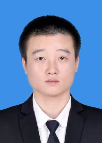 邓少秋
