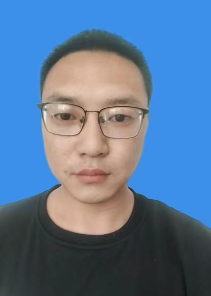 邱培培