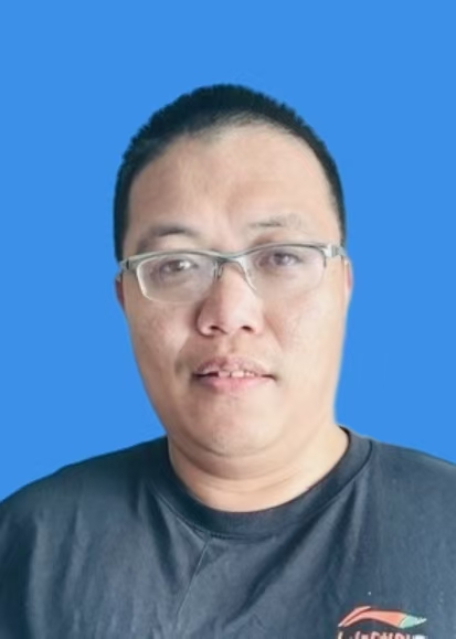 邱悦