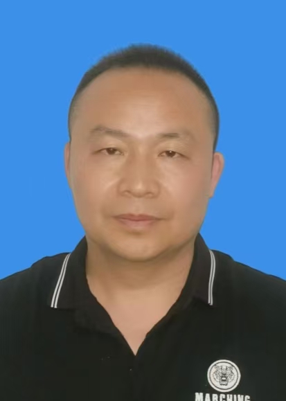 闫新锋