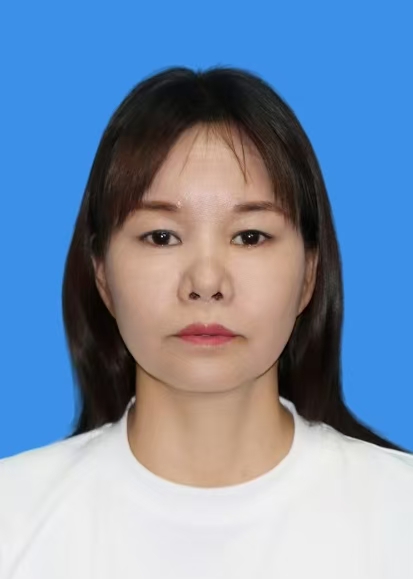 陆英新