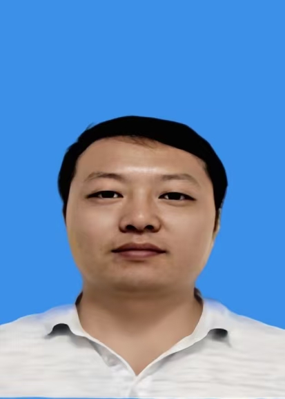 陈伟