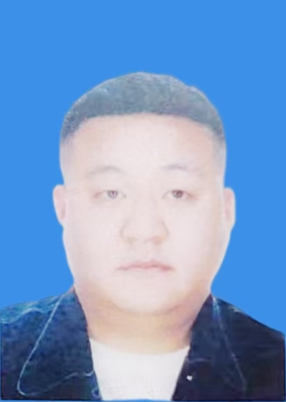 陈伦
