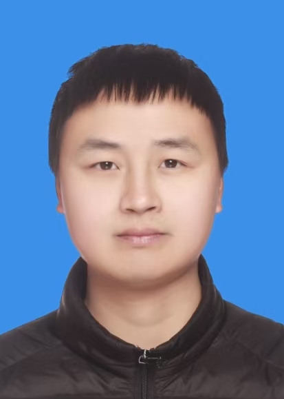雷佳佳