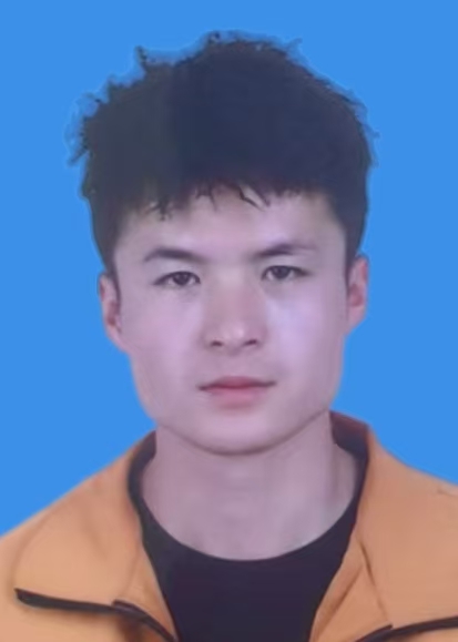 韩小龙