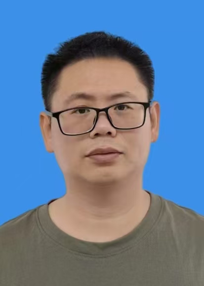 颜成斌