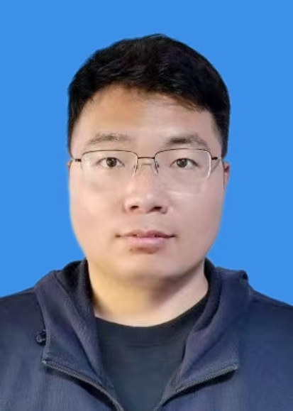 马云飞
