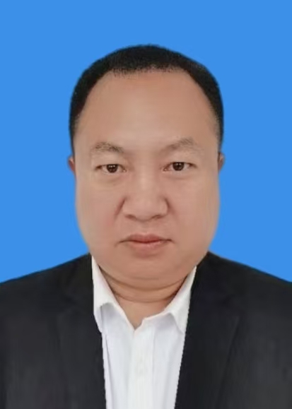 马小龙