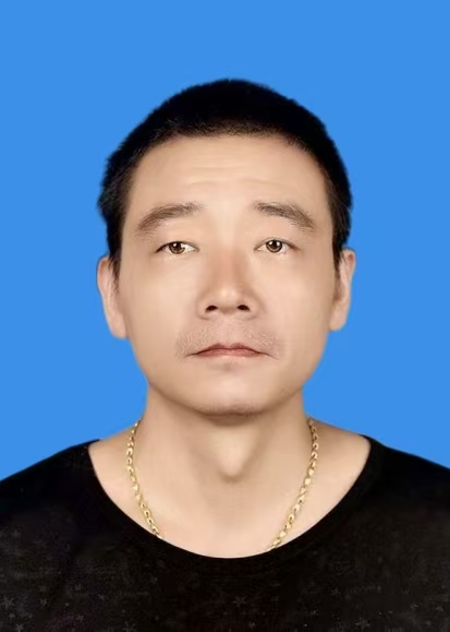 高亚龙