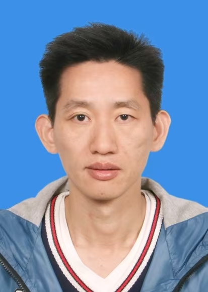 魏大龙