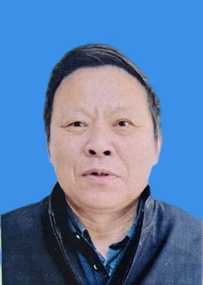 黄万平