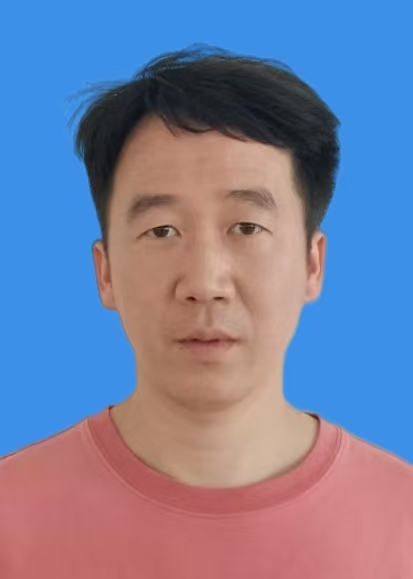 黄伟
