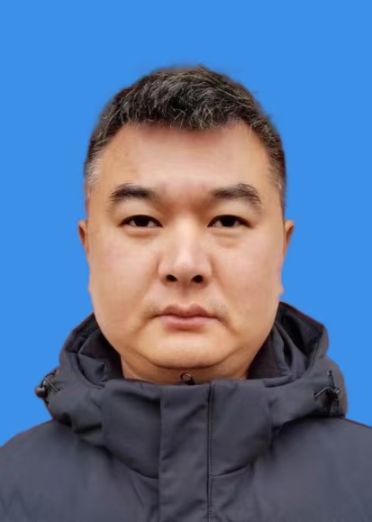 黄明