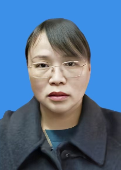 黄玲