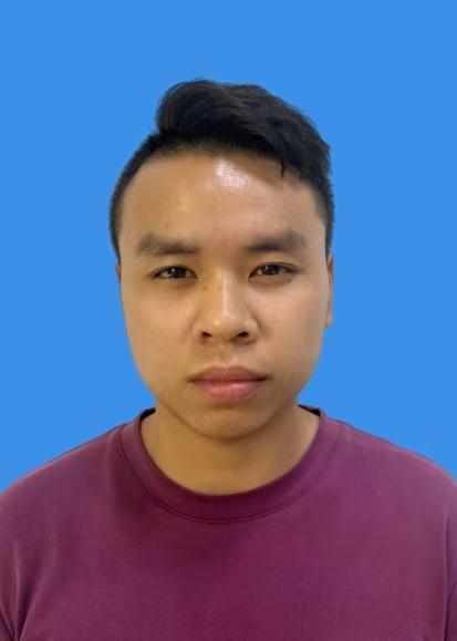 黄英东