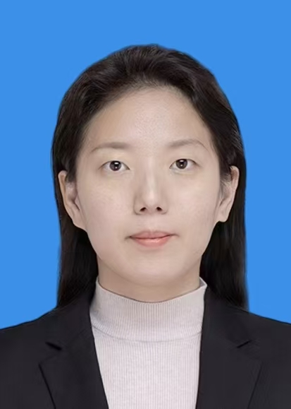 黄薇