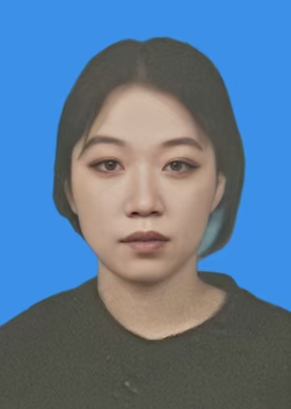 黄郁苒