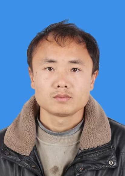 龙清文