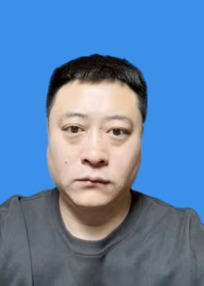 李振龙